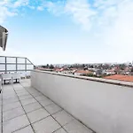 Close To Center, Ac And Car Park *