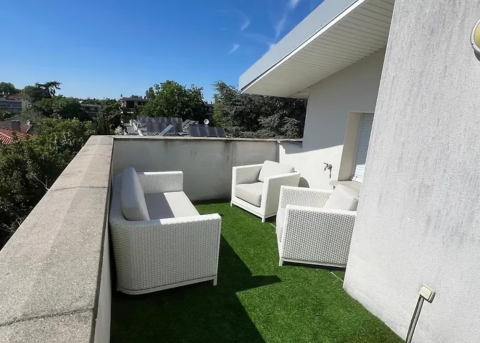 Close To Center, Ac And Car Park