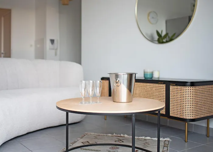 Apartament Close To Center, Ac And Car Park