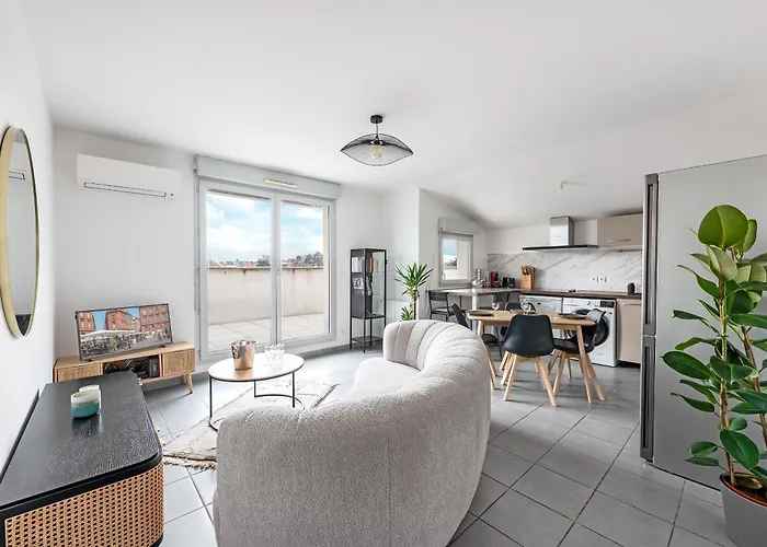 Close To Center, Ac And Car Park * Toulouse