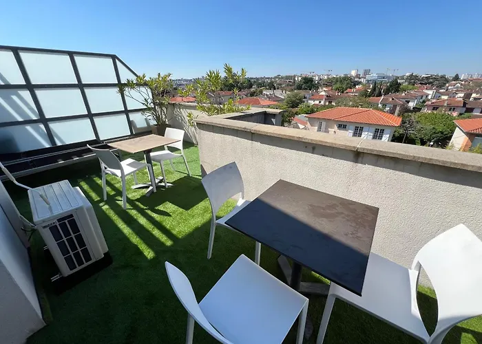 Close To Center, Ac And Car Park Apartment *